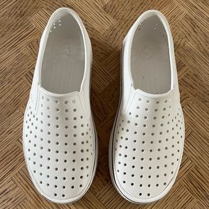 Native Miles Bloom J3 Crisp White water shoes